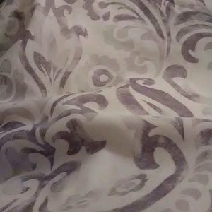 Meet your Posher, Lety